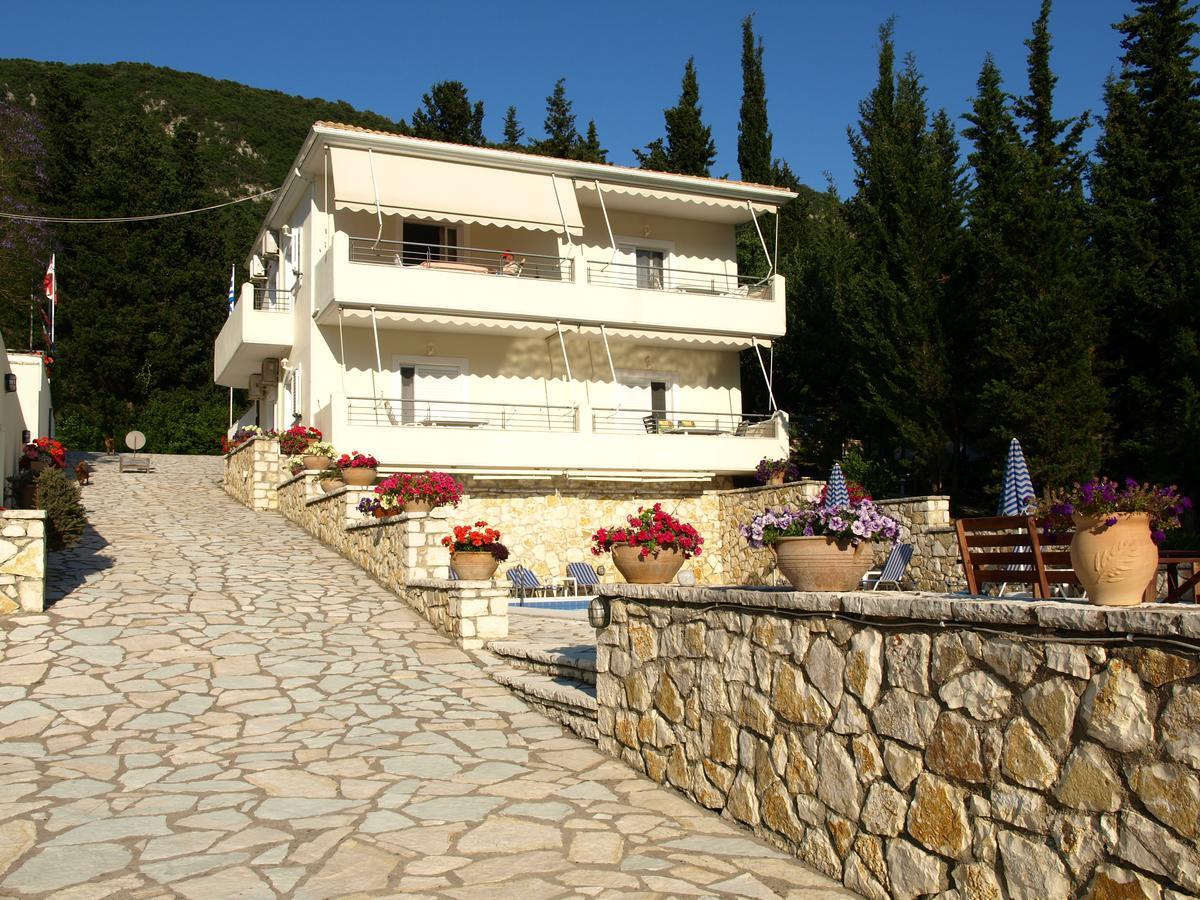 Geni Garden Apartments Exterior photo